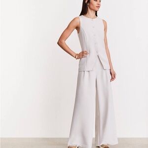 Loft wide legged pants in Cream